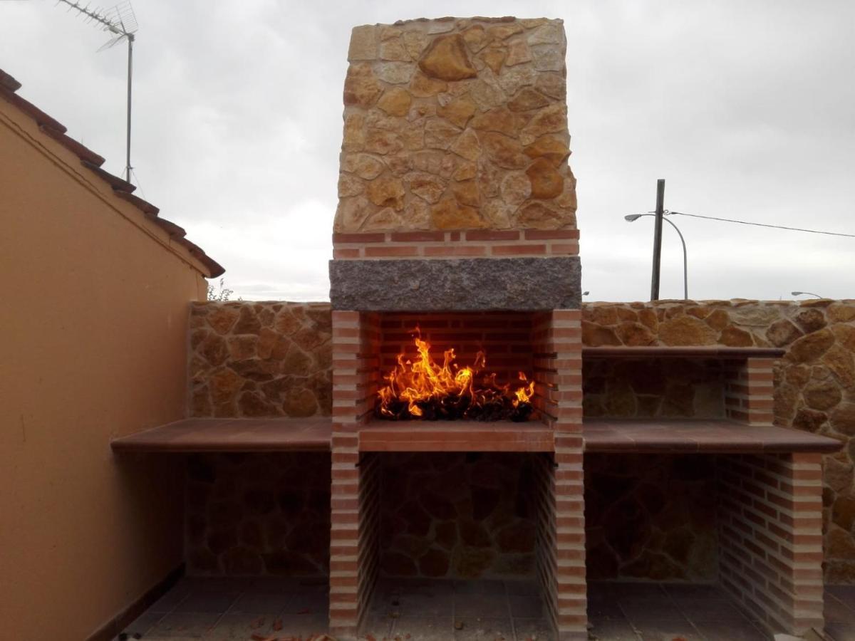 La Cerca De Torrecaballeros, A 10 Min De Segovia Luaran gambar